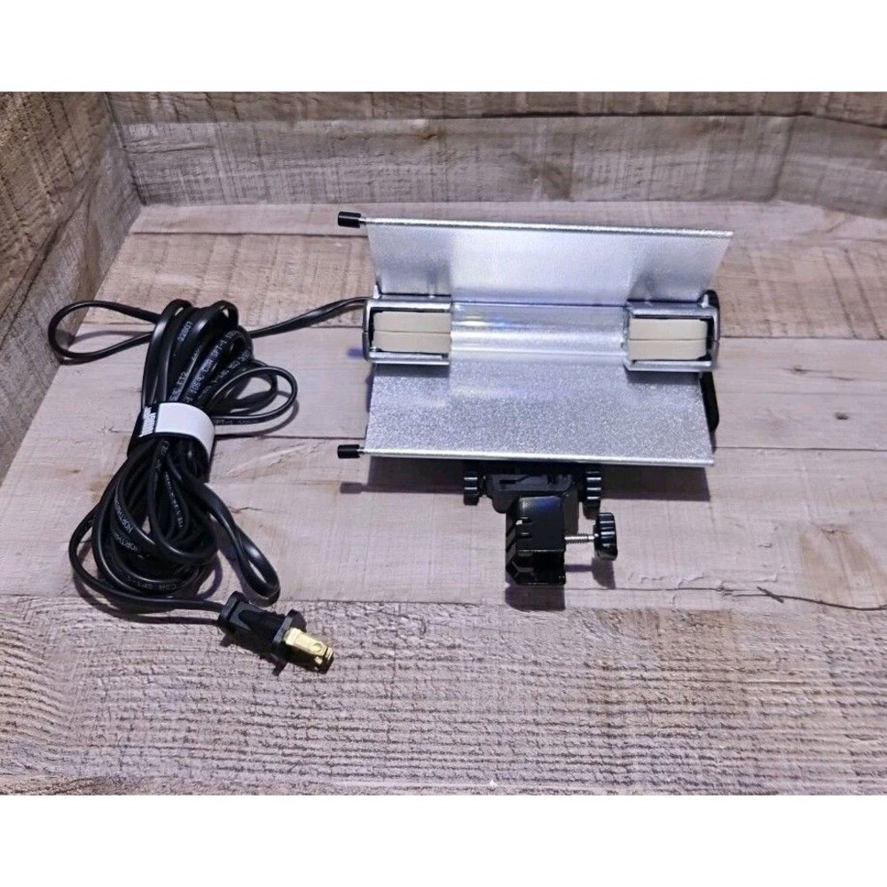 Lowel V Light V1-10 500 Watt Wide Angle Tungsten Photo Video Light (NO BULB)